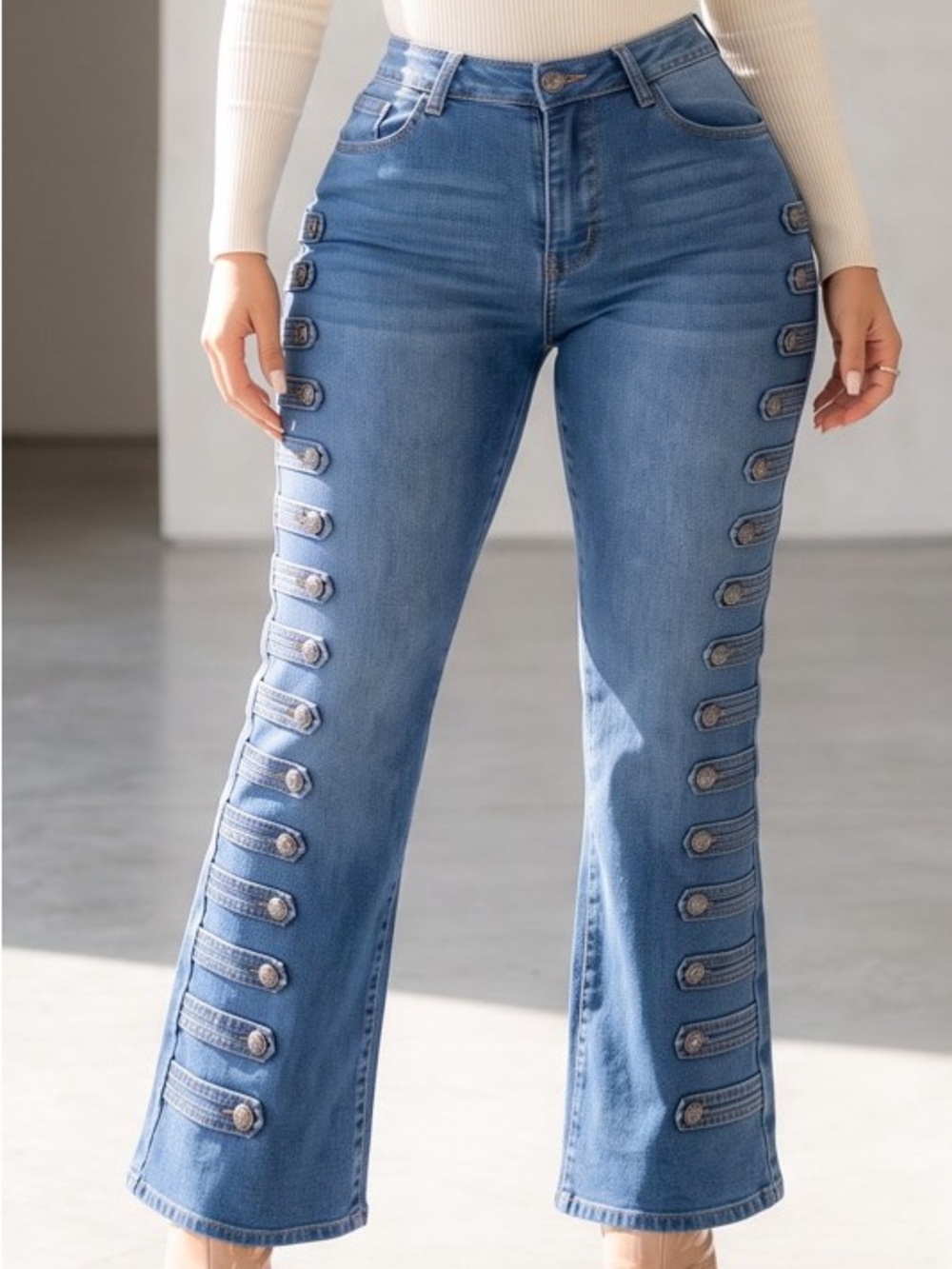 High-Rise Blue Button-Trim Flare Jeans for Women  P-56145